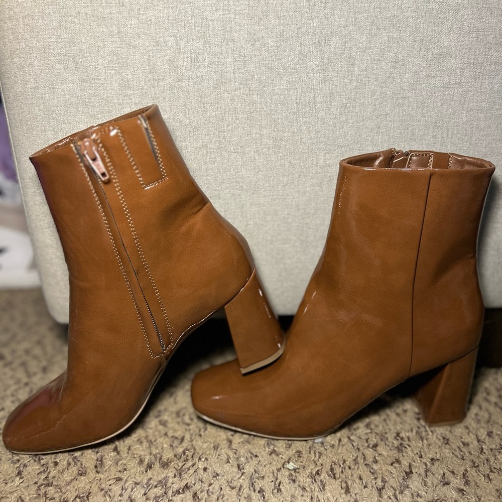 Elegant Brown Women's Ankle Boots